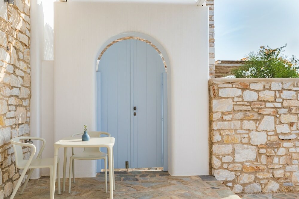 Фото Calme Boutique Hotel Paros- Adults Only