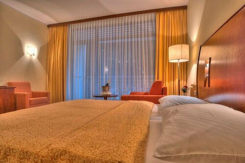 Внешний вид отеля Hotel Rivijera в Петровце, фото 4