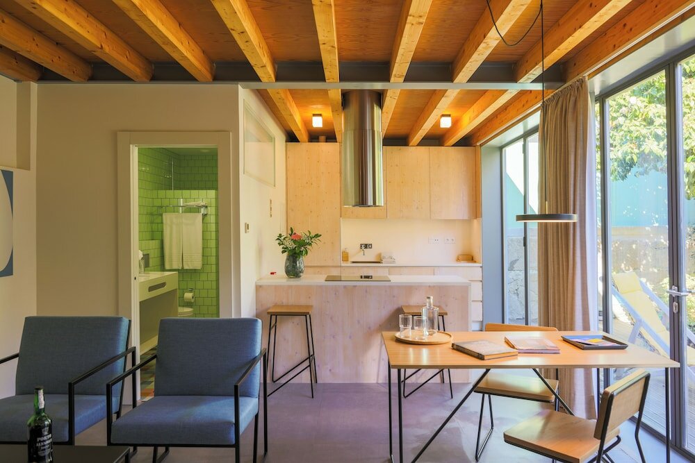 Фото Menina Colina Guesthouse