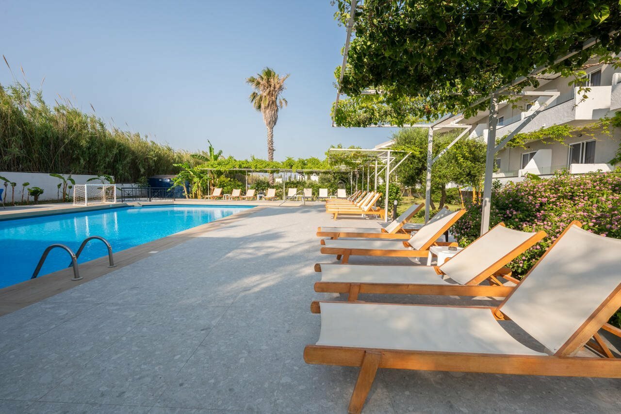 Фото Costa Angela