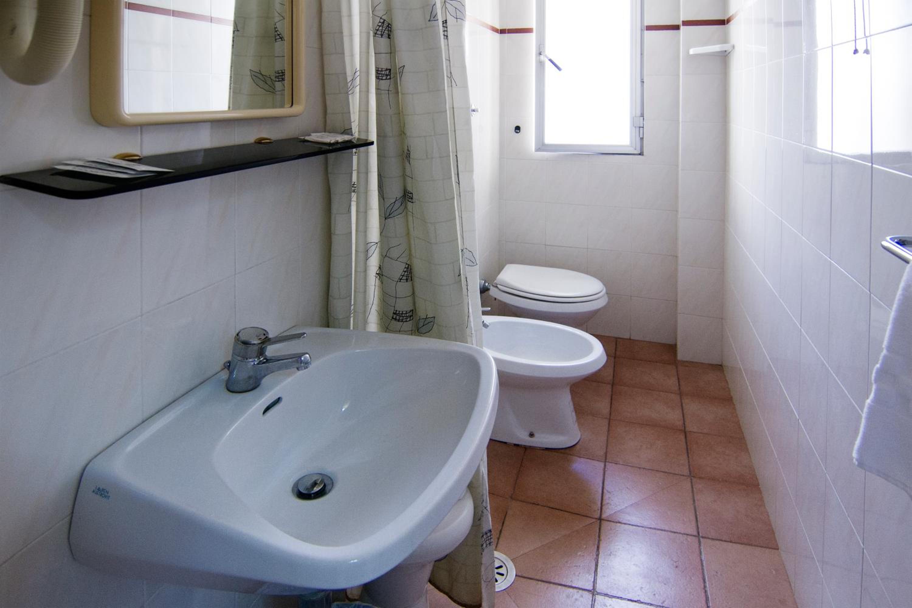 Фото Hotel Cordova