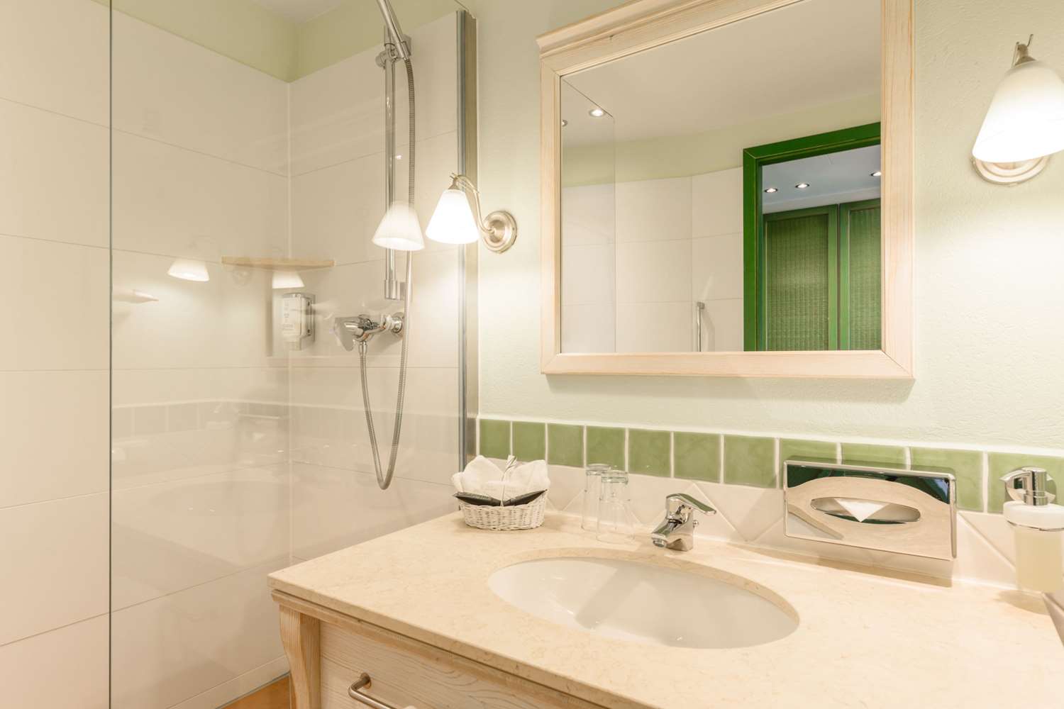 Фото Hotel Hirschen