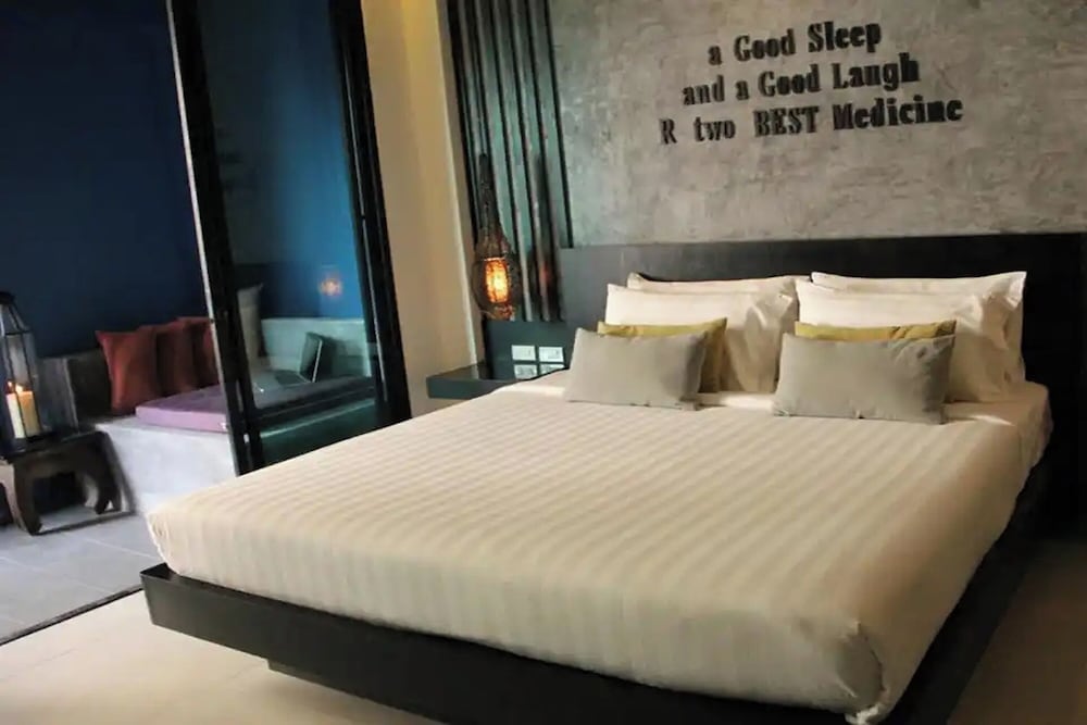 Фото The House Patong