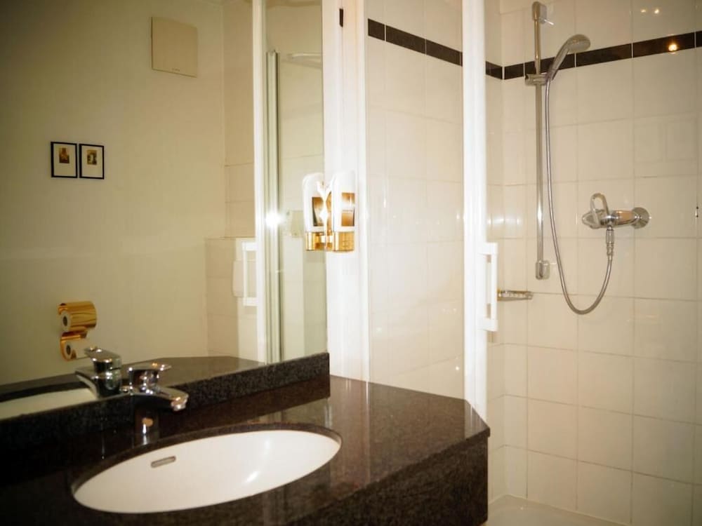 Фото Entrée Hotel Groß Borstel