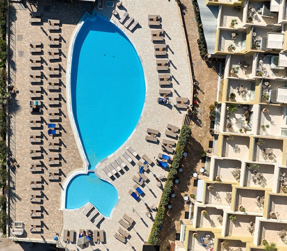 Фото Blue Marine Resort & SPA Hotel