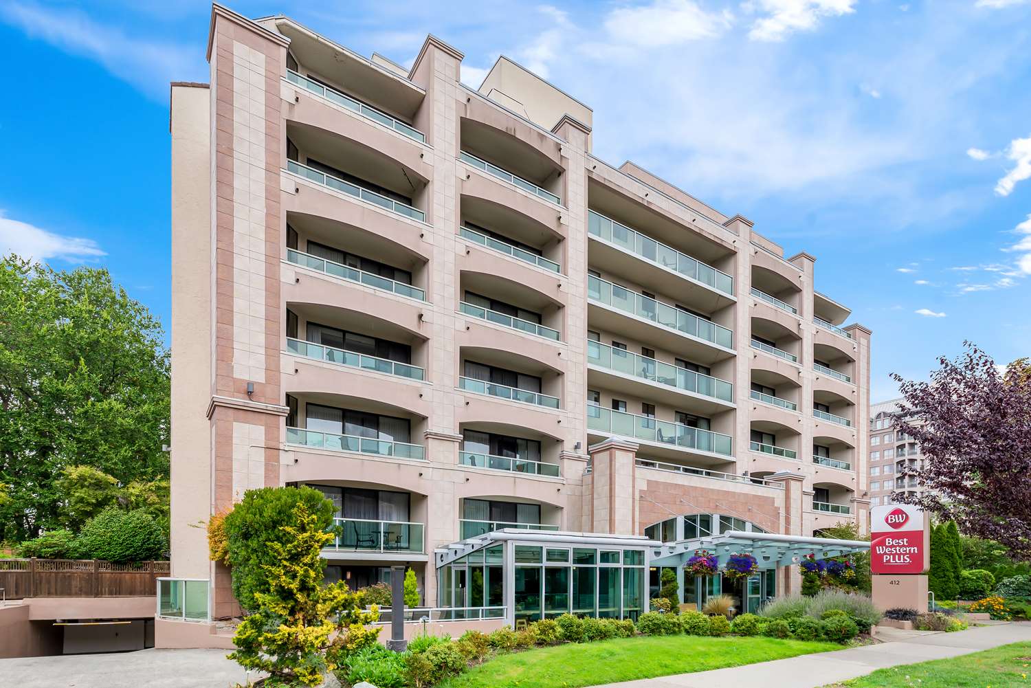 Фото Best Western Plus Inner Harbour - Victoria Hotels