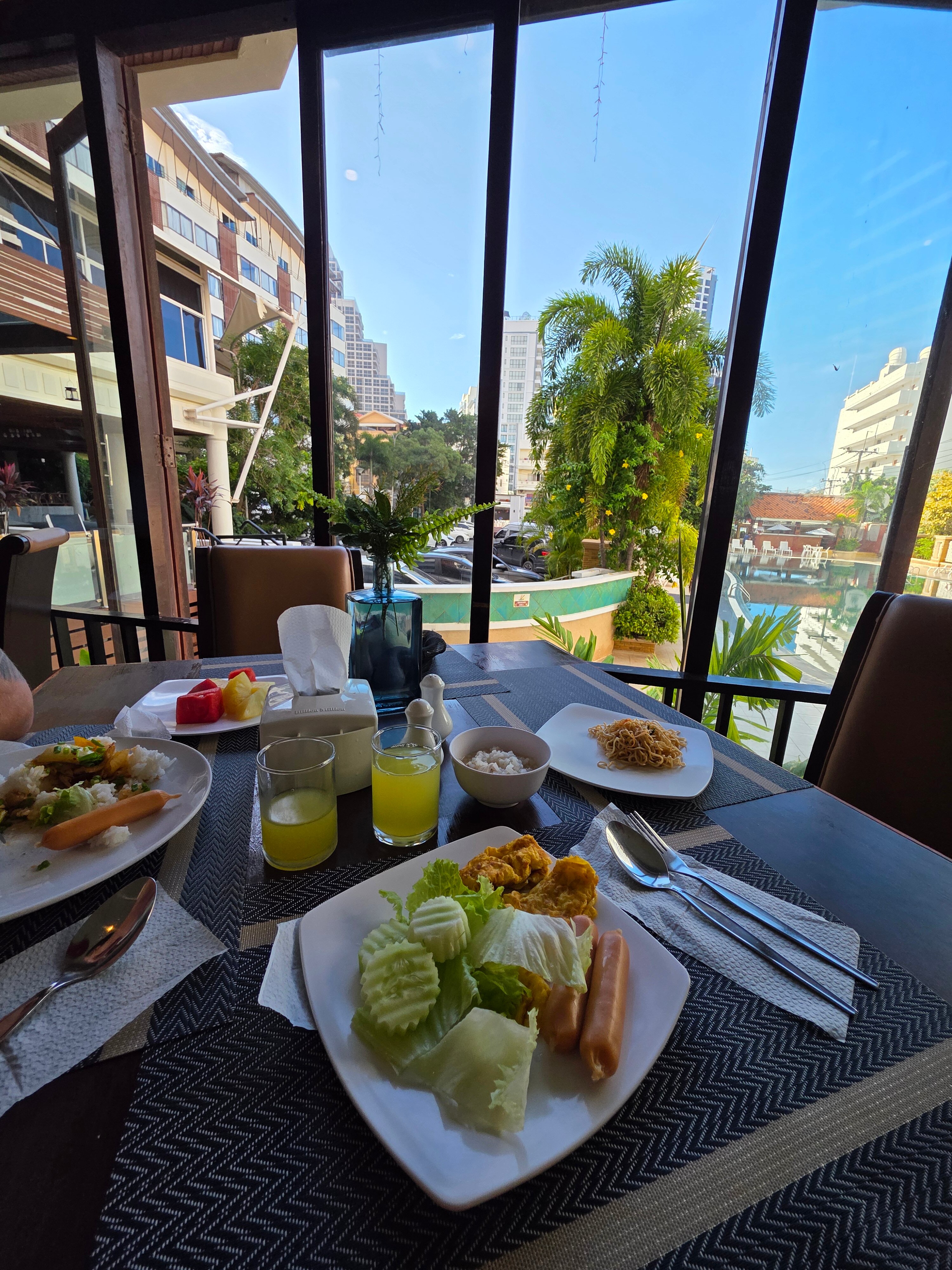 Фото Mountain Beach Resort & Convention Center