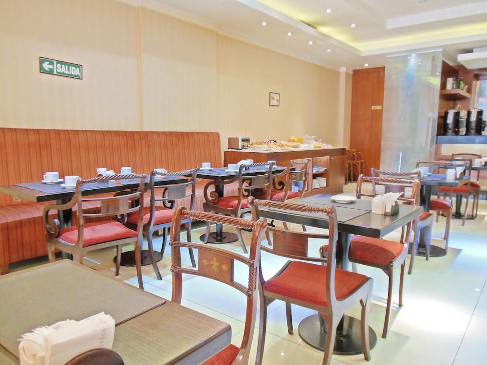 Фото Hotel Sheltown