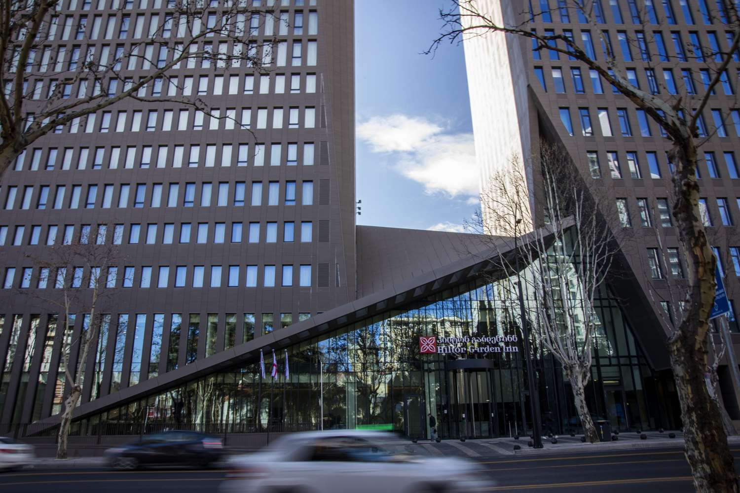 Фото Hilton Garden Inn Tbilisi Chavchavadze