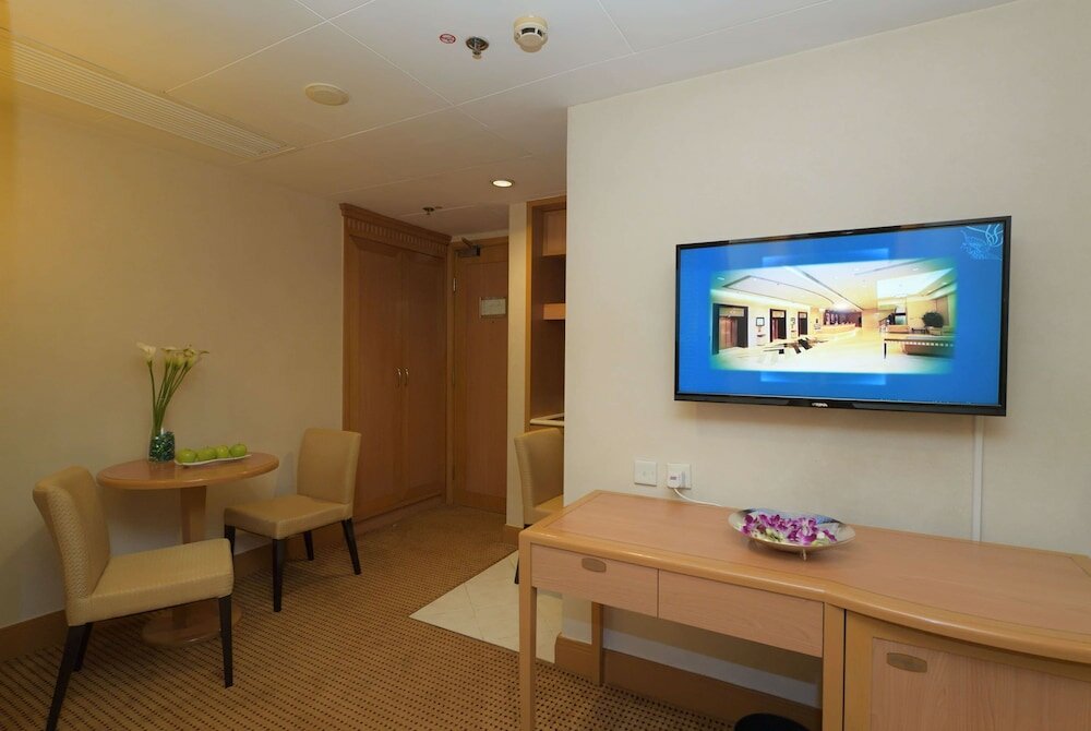 Фото Ramada Hong Kong Grand View