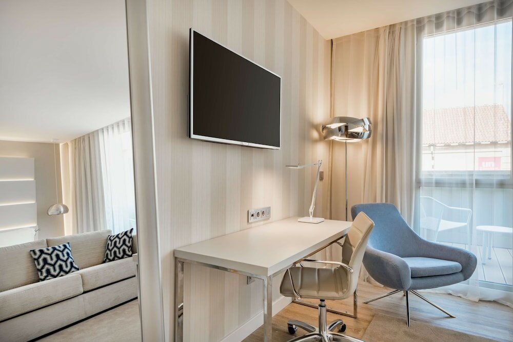 Фото 23009664930