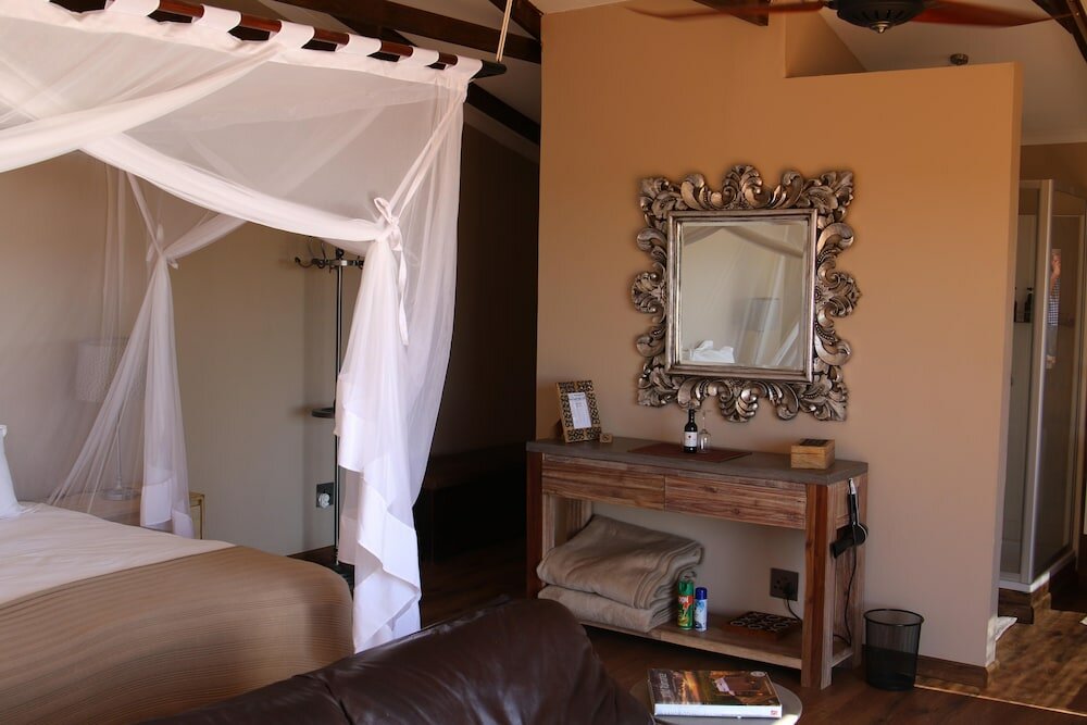 Фото Bagatelle Kalahari Game Ranch