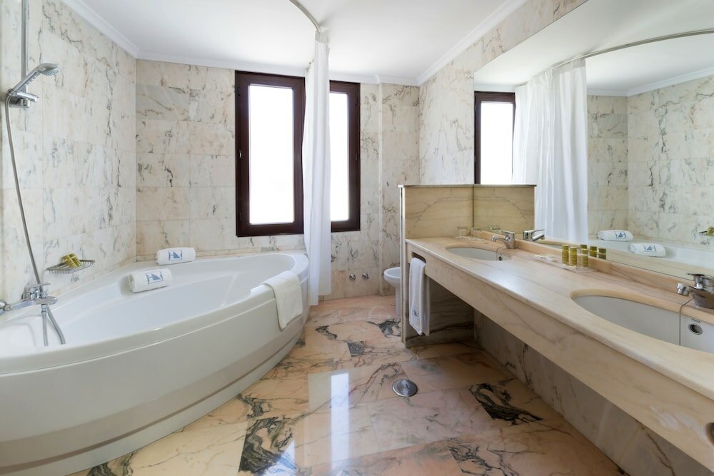 Фото Eurostars Maimónides Hotel