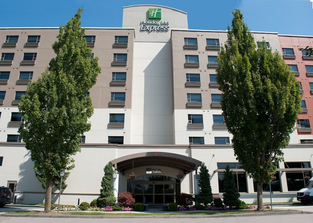 Фото Holiday Inn Express Vancouver Airport Richmond