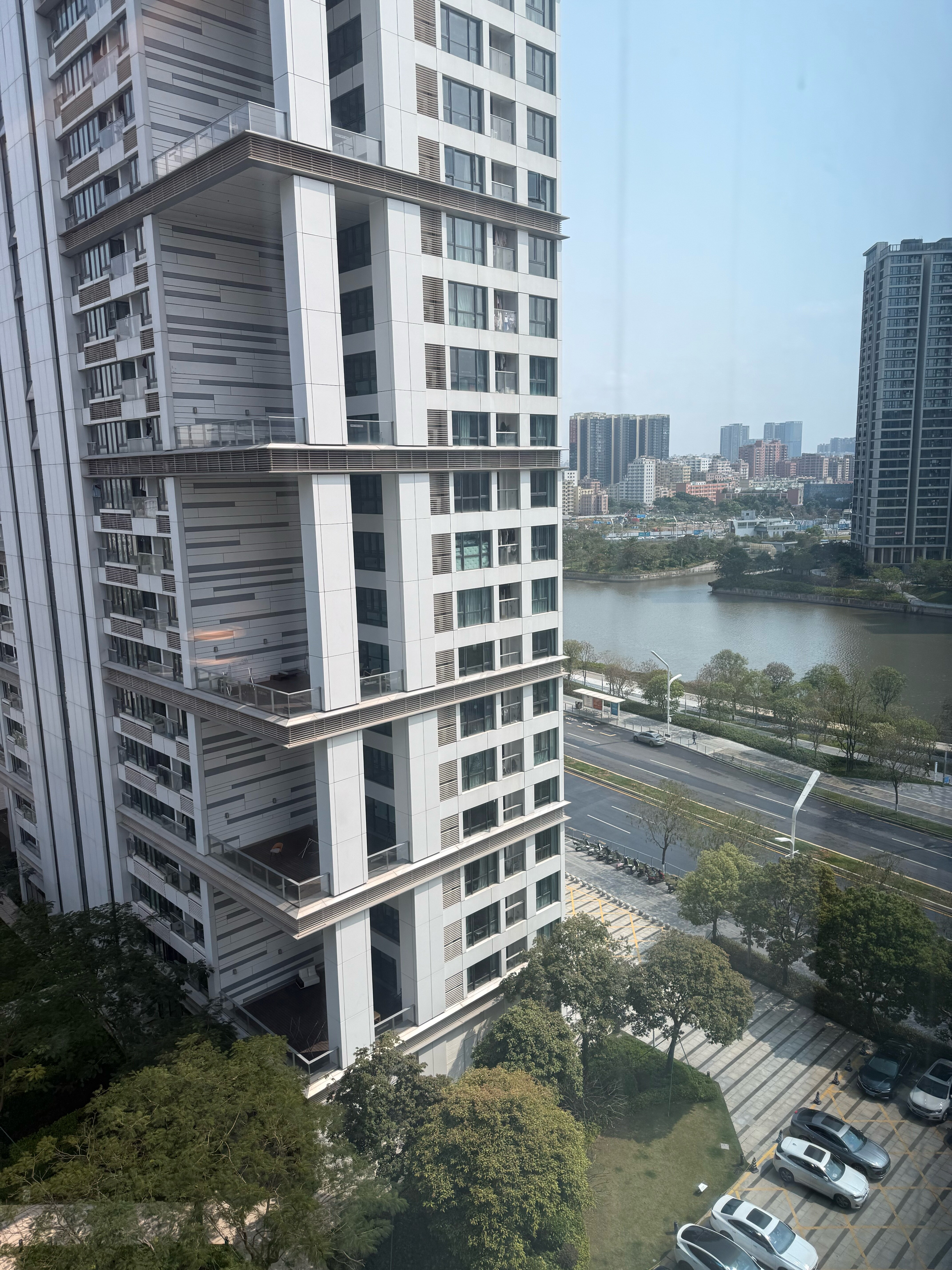 Фото Hilton Garden Inn Shenzhen World Exhibition & Convention Center