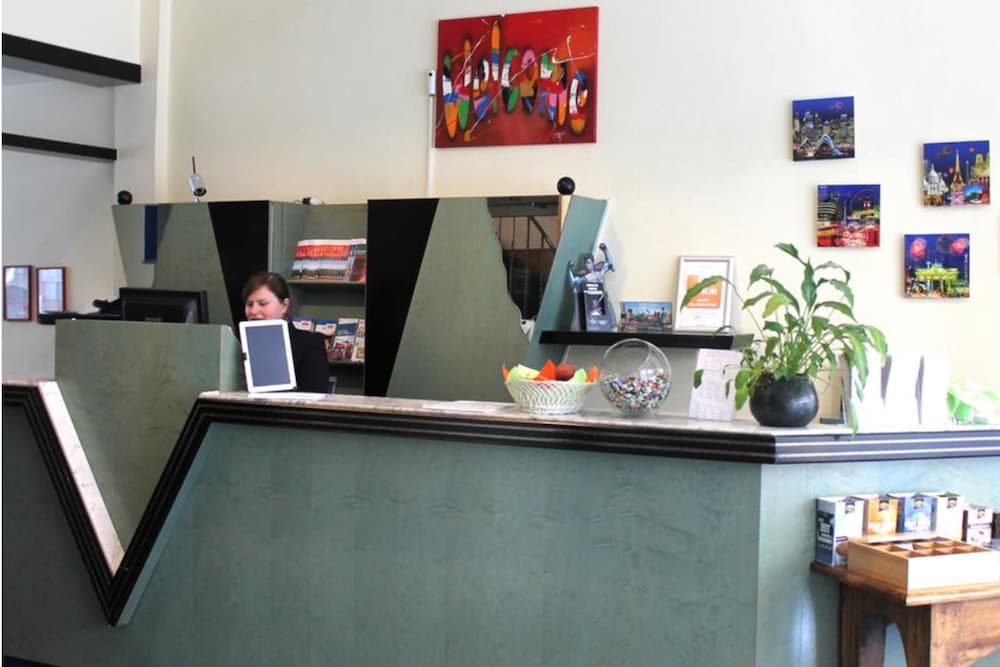 Фото Monopol Hotel