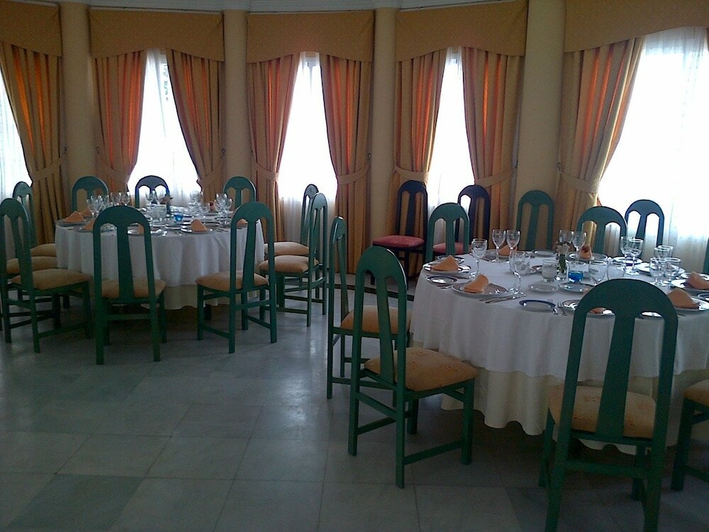 Фото Hotel Mitra