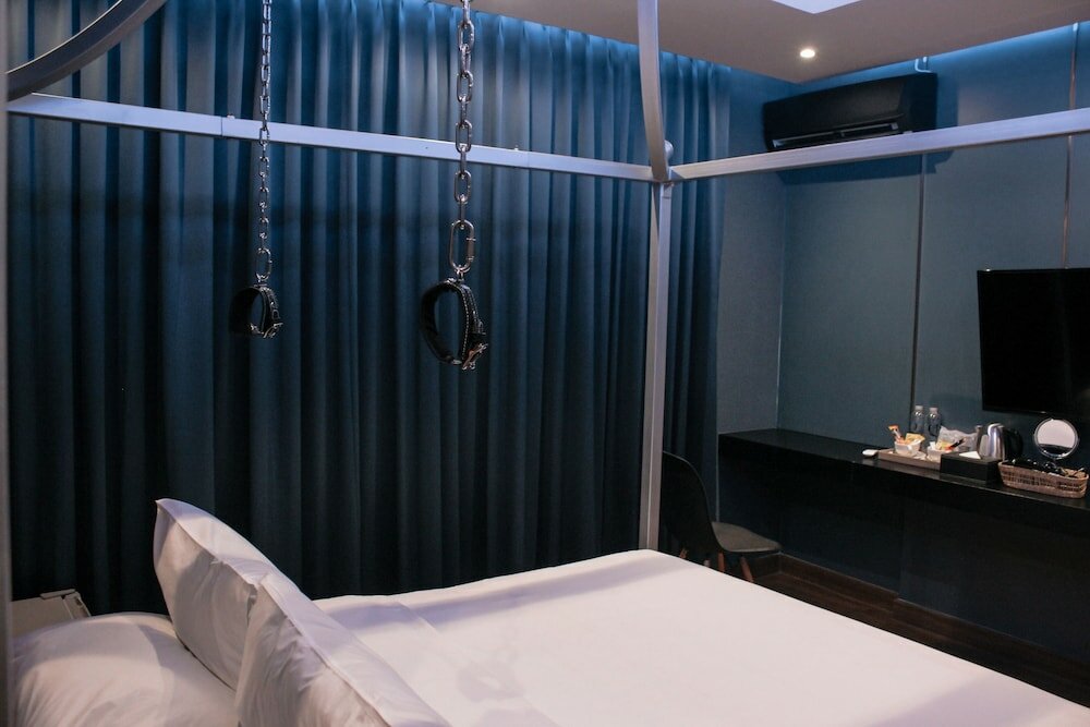 Фото G Boutique Silom Hotel