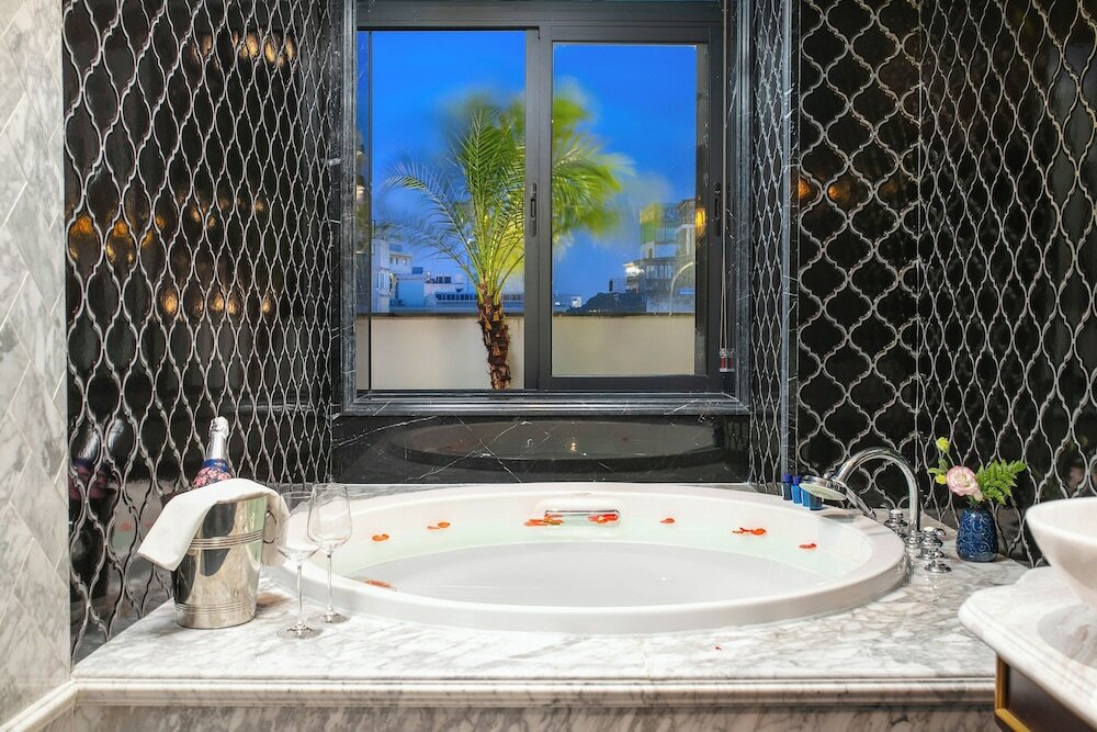 Фото Le Chanvre Hanoi Hotel & SPA