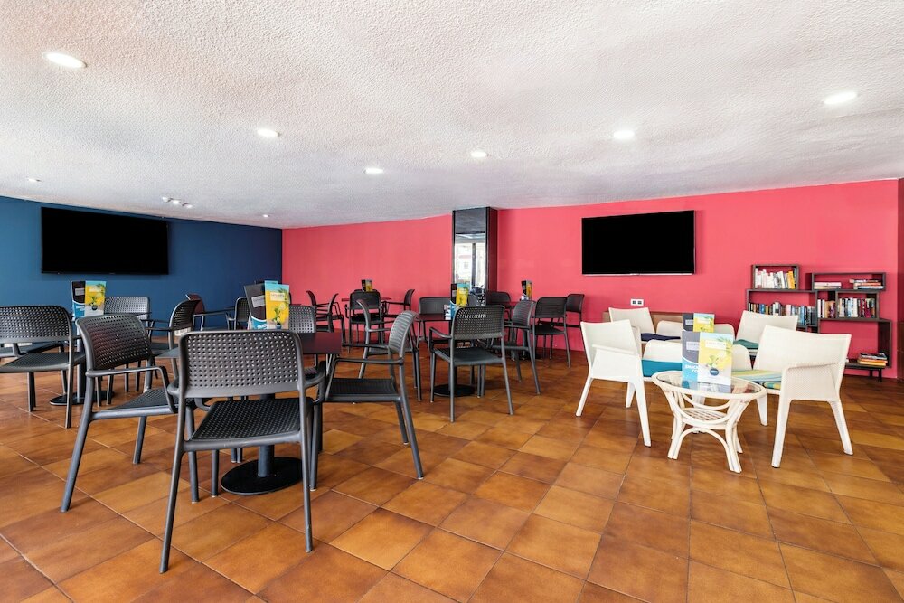 Фото Catalonia Oro Negro