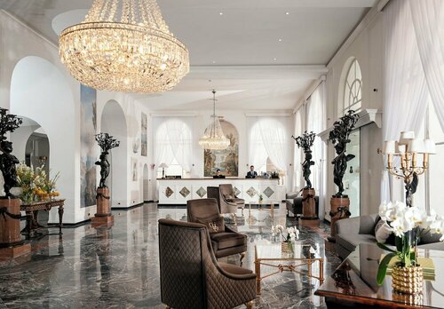 Гостиница Grand Hotel Quisisana в Капри