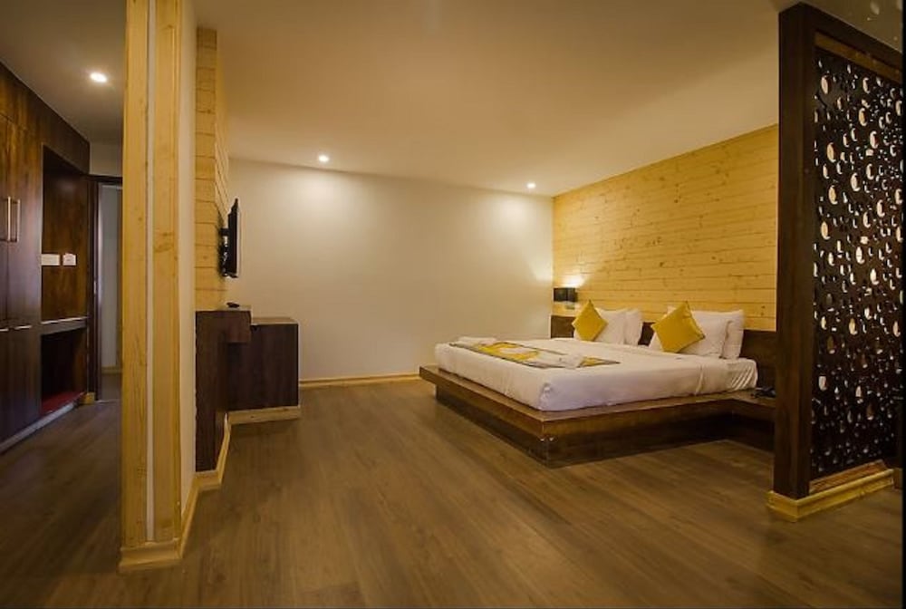 Фото Отель Jain Group Sanderling Resort & Spa