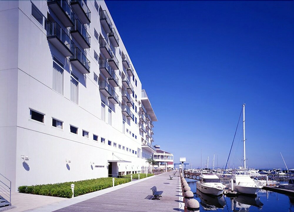 Фото Hotel Marinoa Resort Fukuoka