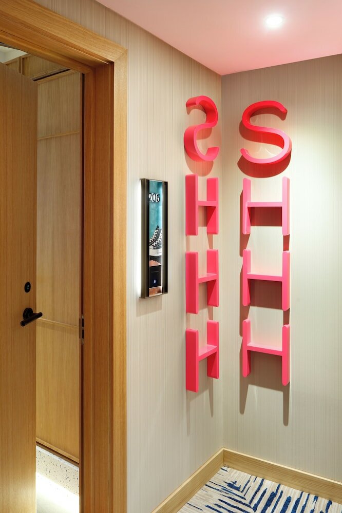 Фото Hard Rock Hotel Madrid