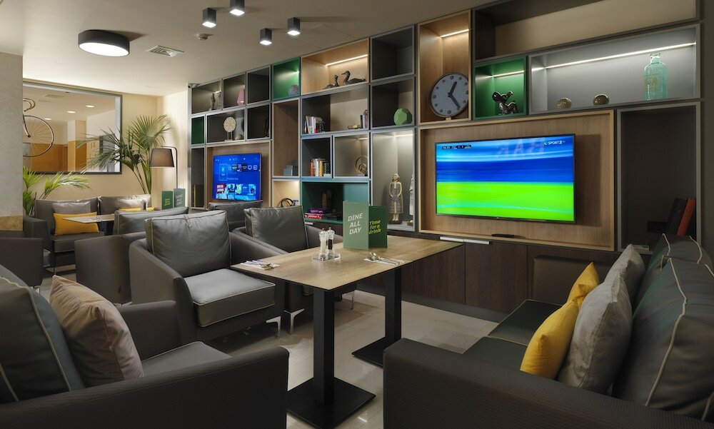 Фото Holiday Inn Athens Attica AV. Airport West, an Ihg Hotel