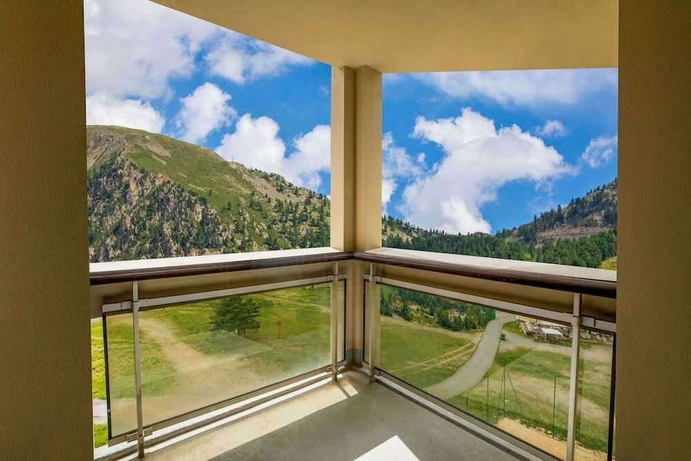 Фото Sowell Hôtels Le Pas du Loup