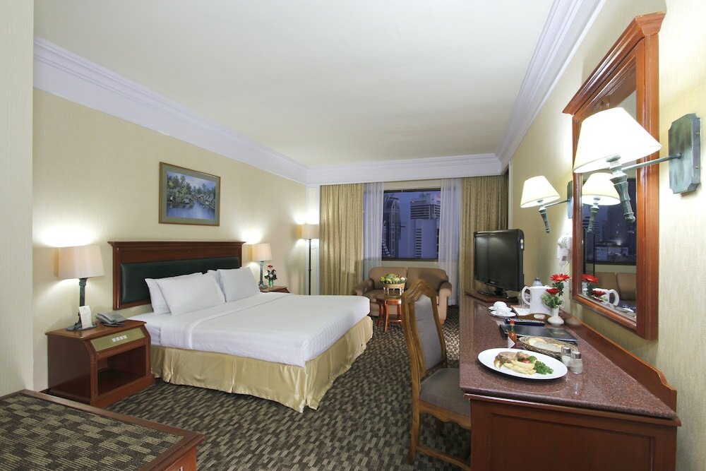 Фото Royal Benja Hotel