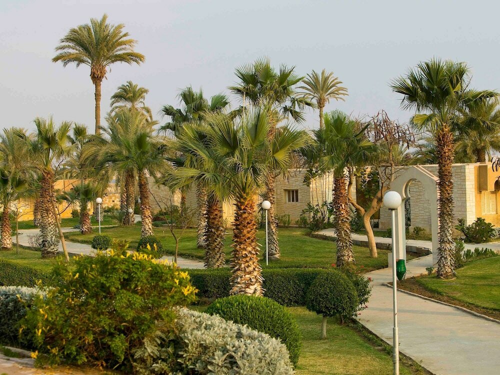 Фото Mercure Ismailia Forsan Island Hotel