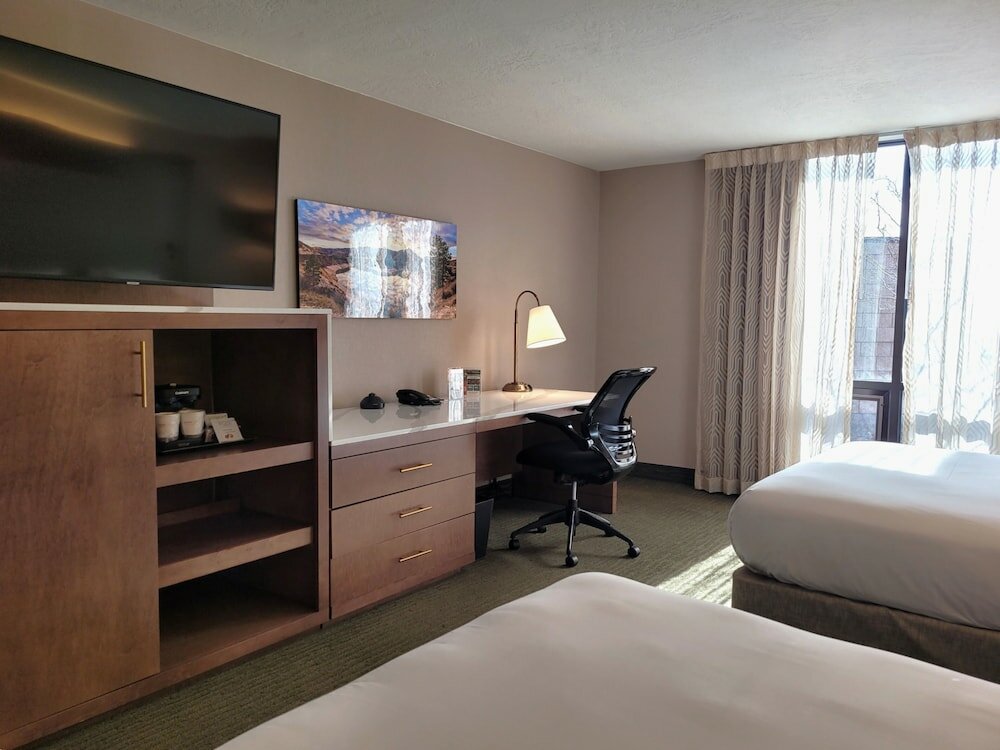 Фото The Riverside Hotel, Bw Premier Collection