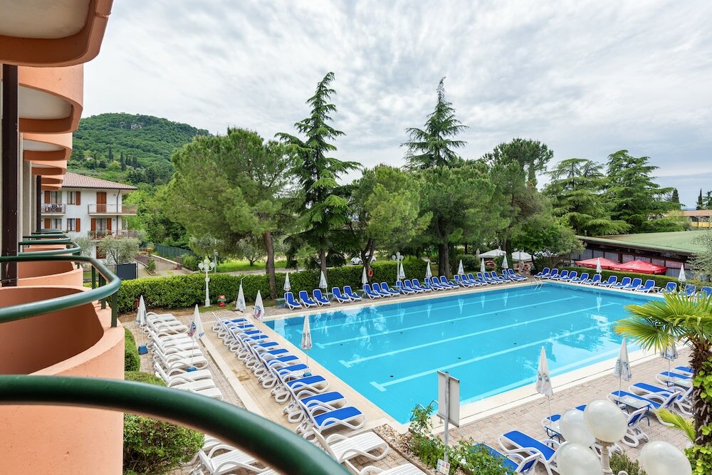 Фото Hotel Royal