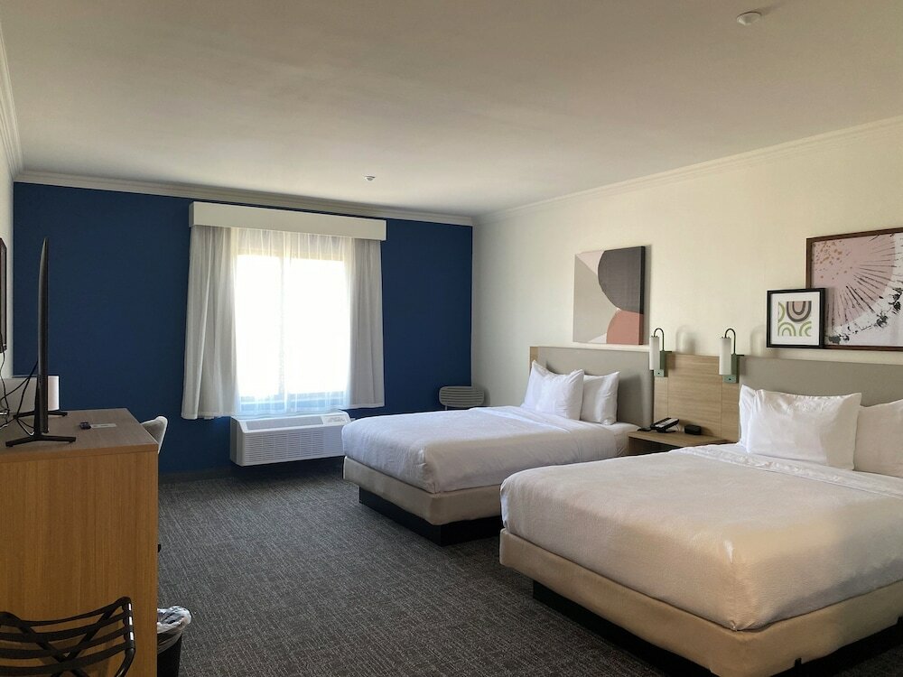 Фото Отель by Best Western Yucca Valley Joshua Tree