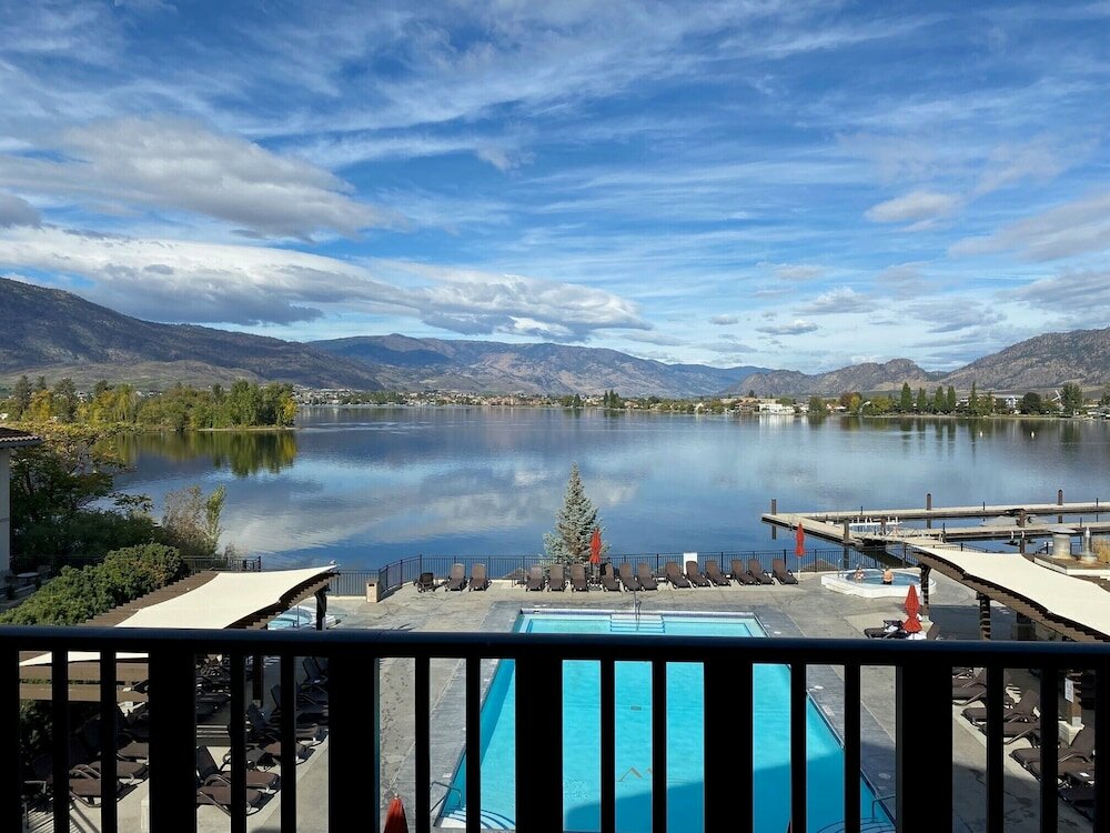 Фото Walnut Beach Resort