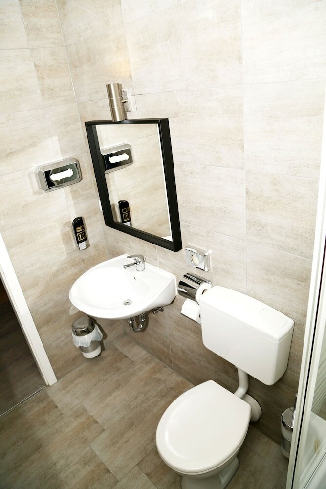 Фото Main Hotel Frankfurt City