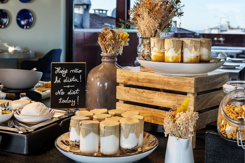 Фото Vitória Stone Hotel