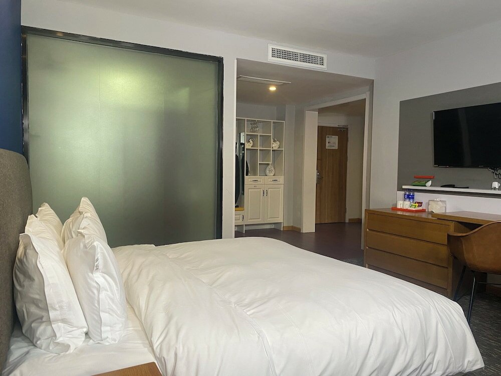 Фото Holiday Inn Express Nanjing Xuanwu Lake by IHG