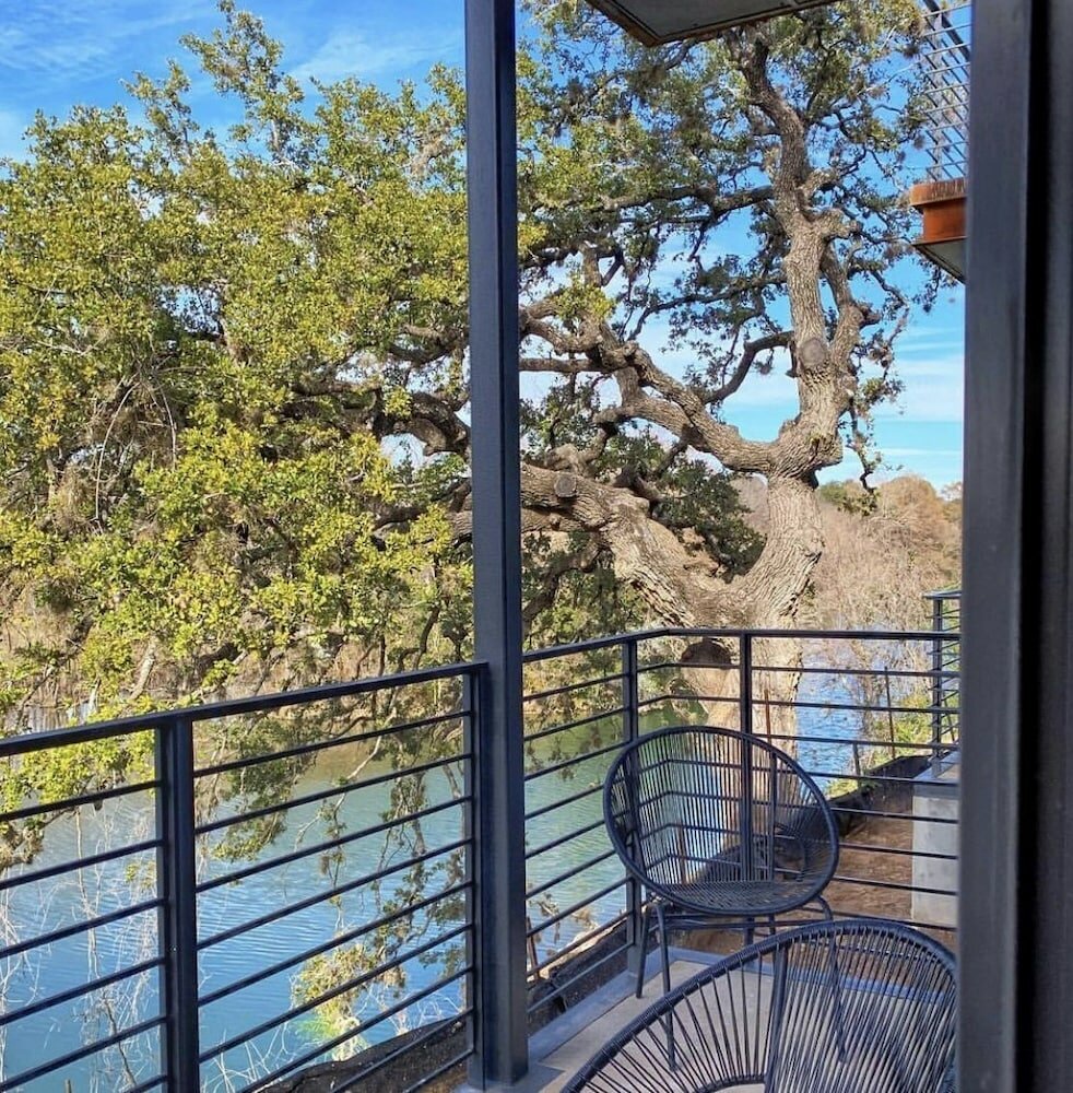 Фото The Ruby Hotel