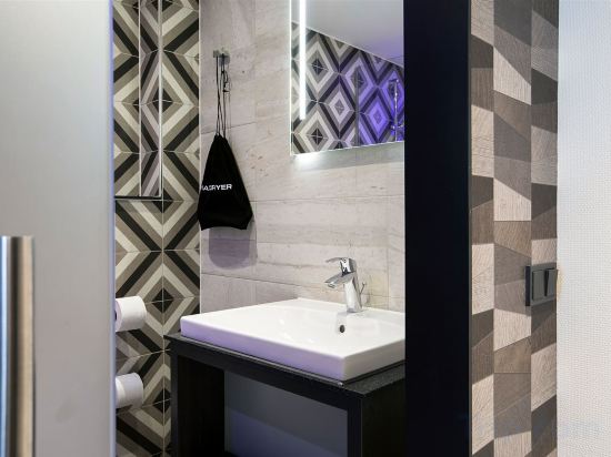 Фото Savoy Hotel Rotterdam