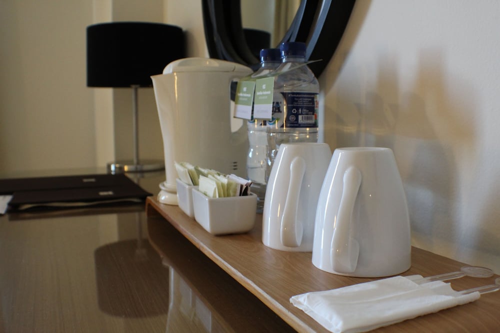 Фото Hotel Santika Pandegiling Surabaya