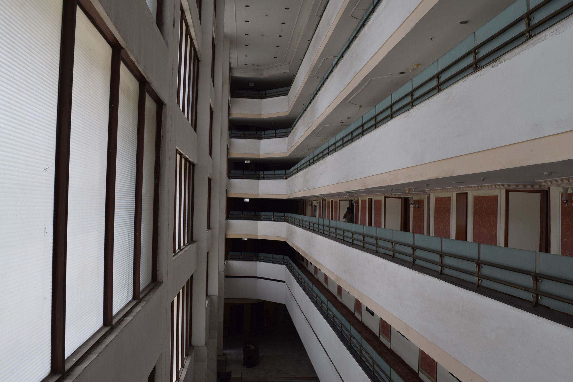 Фото Hotel Samrat Inn