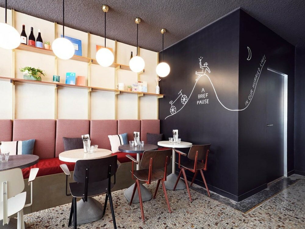 Фото French Theory