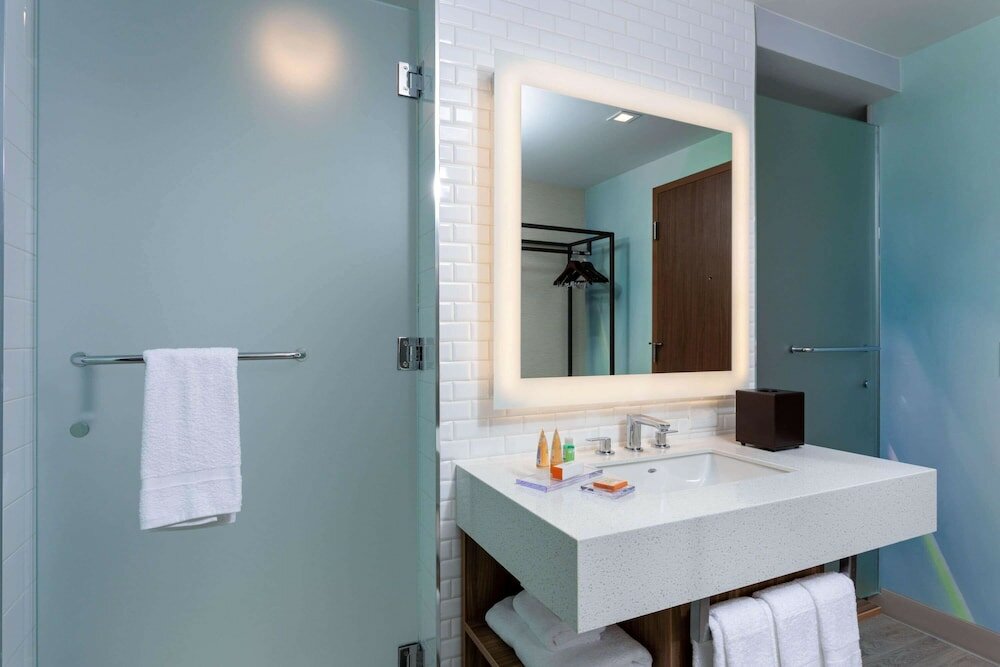 Фото Wyndham Garden Miami International Airport