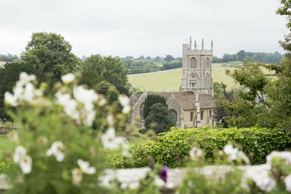 Фото The George Inn and The Plaine