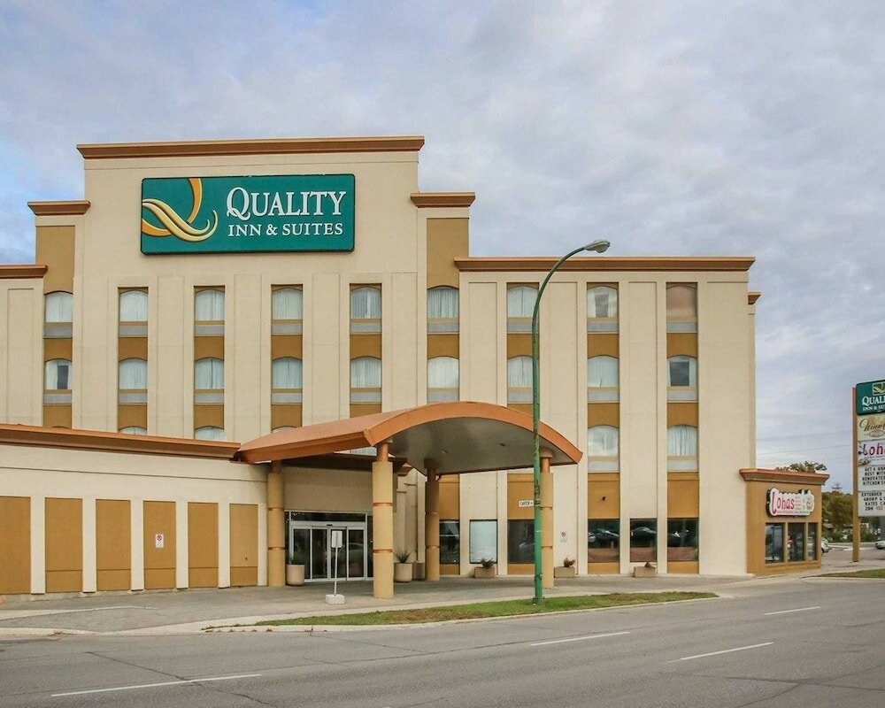 Фото Quality Inn and Suites Winnipeg