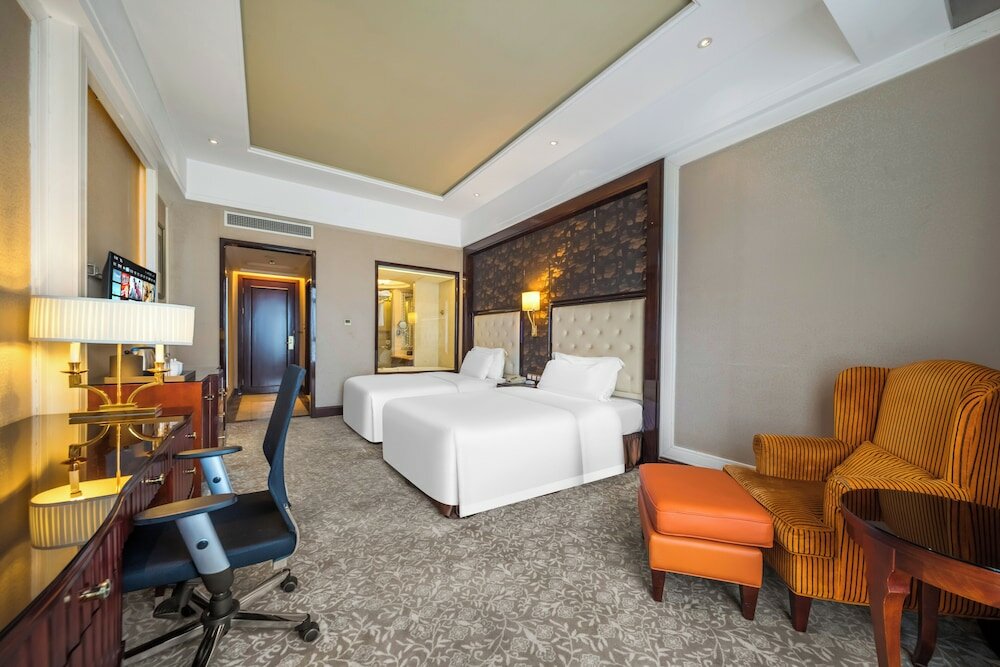 Фото Wyndham Grand Plaza Royale Palace Chengdu