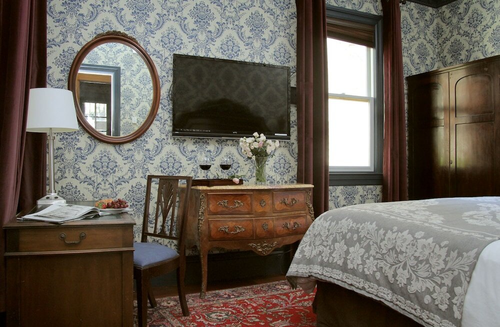 Фото Monte Cristo Bed and Breakfast