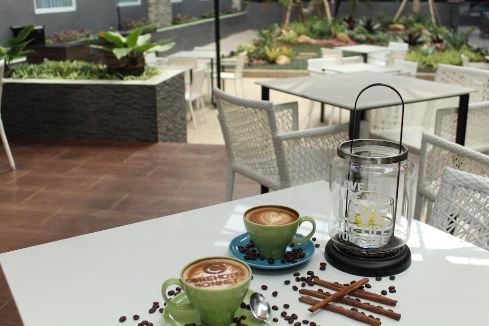 Фото Bonnet Hotel